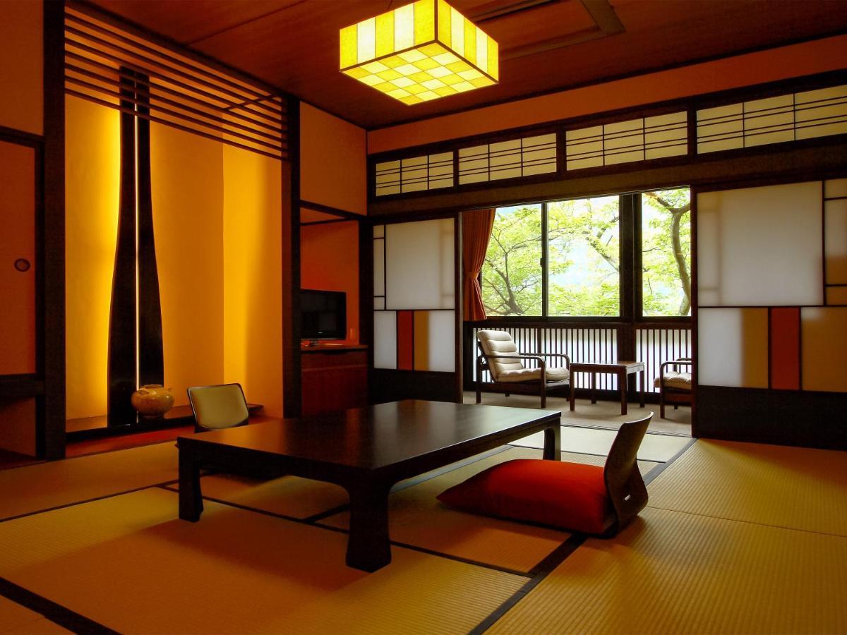 Hotel Sanrakuen Tonami Esterno foto