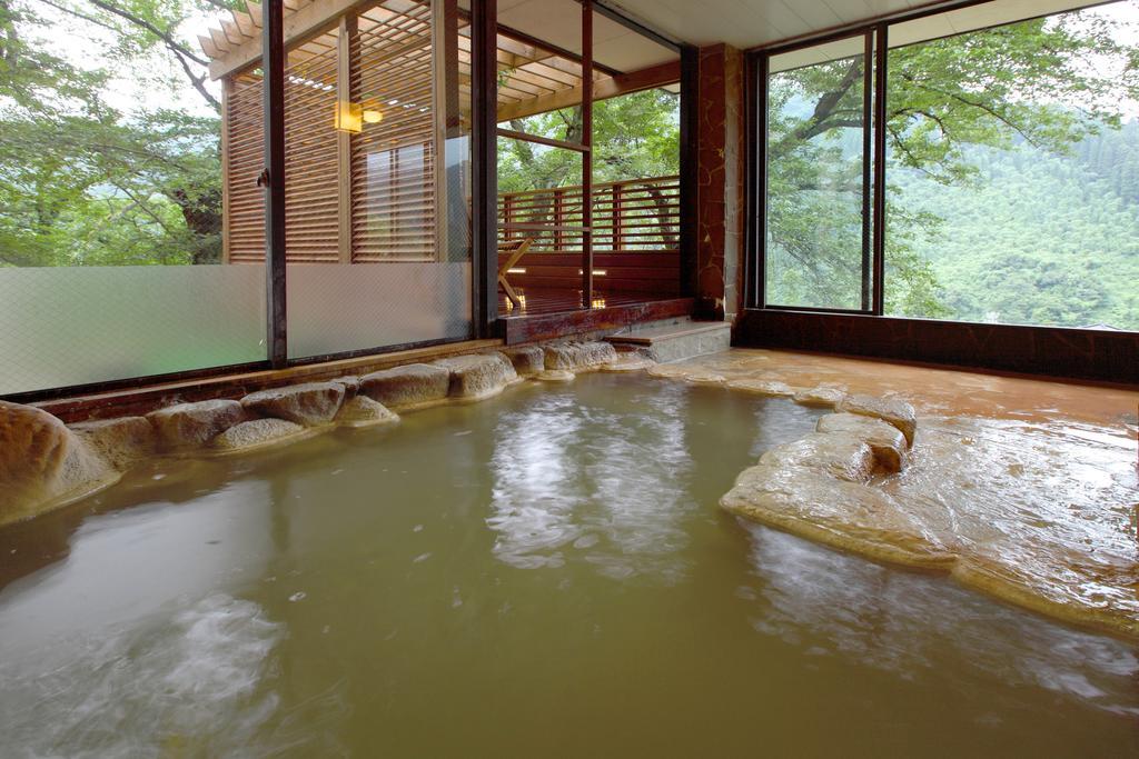 Hotel Sanrakuen Tonami Esterno foto